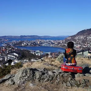 Vandrerhjem Montana, Bergen